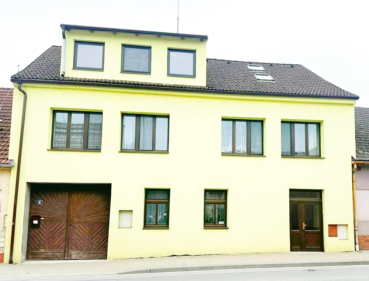 Prodej rodinného domu 250 m², pozemek 214 m²